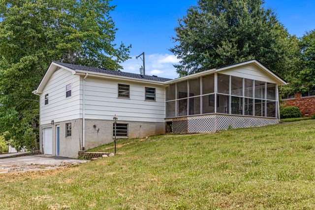 9612 Brewer Drive, Ooltewah, TN 37363