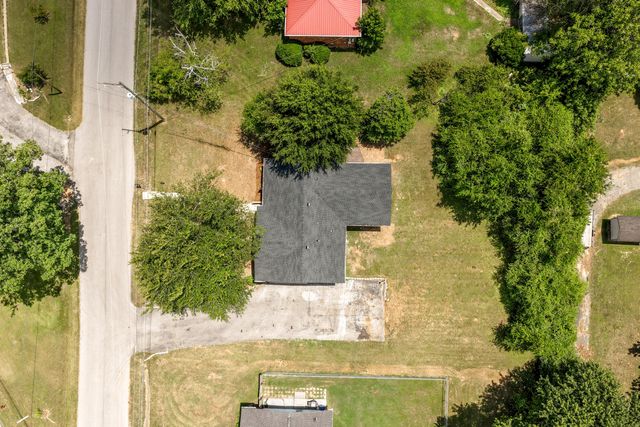 9612 Brewer Drive, Ooltewah, TN 37363