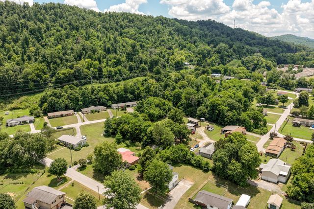 9612 Brewer Drive, Ooltewah, TN 37363