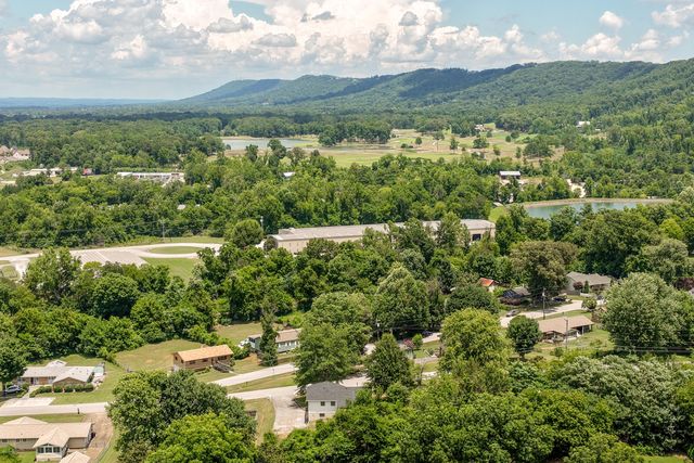 9612 Brewer Drive, Ooltewah, TN 37363