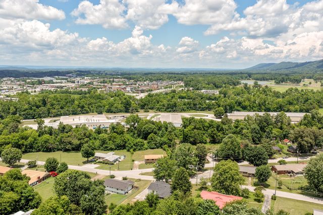9612 Brewer Drive, Ooltewah, TN 37363