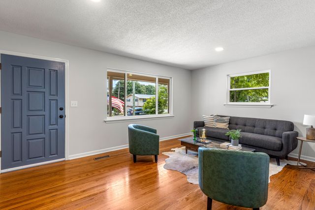 9612 Brewer Drive, Ooltewah, TN 37363