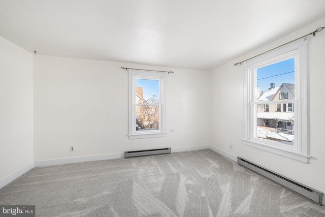 1352 MAIN ST, Northampton, PA 18067