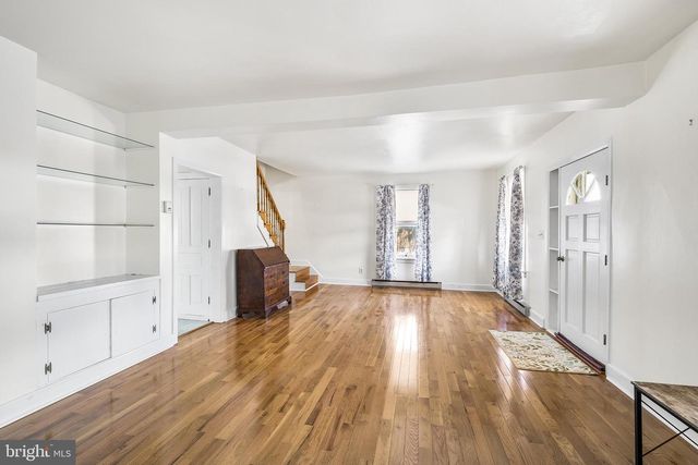 1352 MAIN ST, Northampton, PA 18067