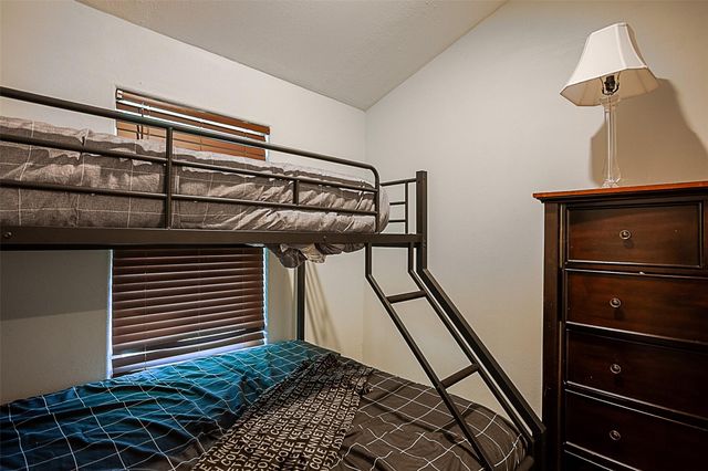 1938 Moms Road, Port Bolivar, TX 77650