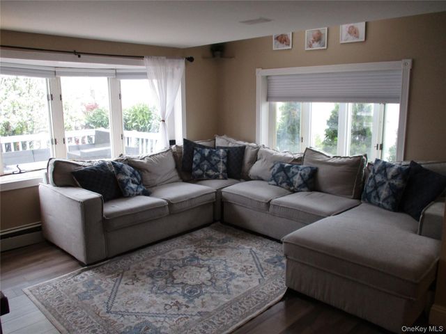 100 Kopf Road, Bellmore, NY 11710