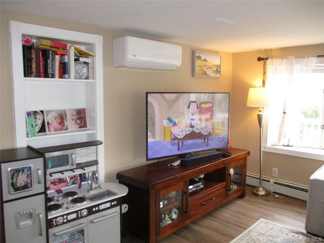 100 Kopf Road, Bellmore, NY 11710