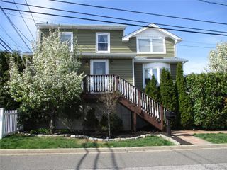 100 Kopf Road, Bellmore, NY 11710