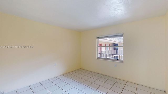 11207 SW 88th St 217A, Miami, FL 33176