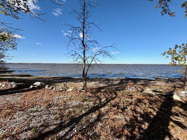 33 Leo Drive, Swanton, VT 05488