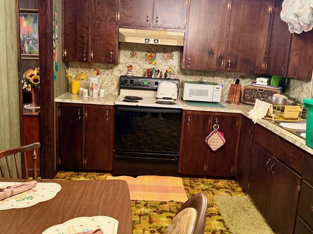 33 Leo Drive, Swanton, VT 05488