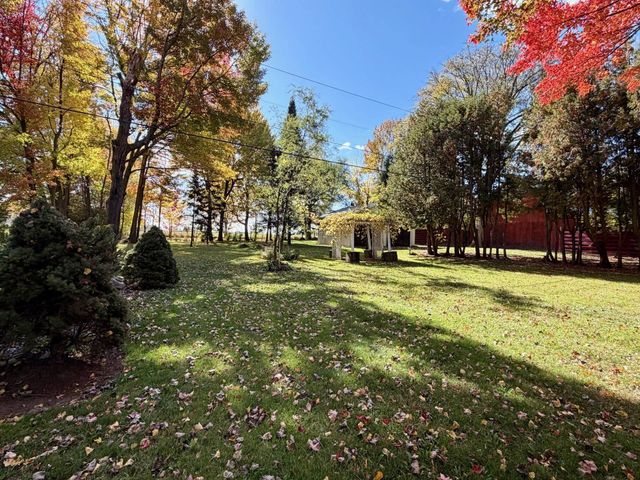 33 Leo Drive, Swanton, VT 05488