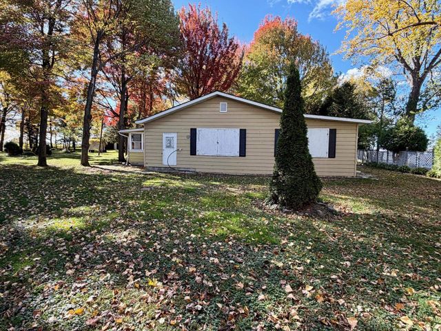 33 Leo Drive, Swanton, VT 05488