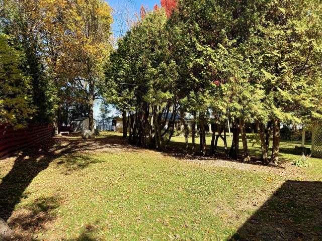 33 Leo Drive, Swanton, VT 05488