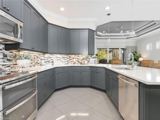 6805 Bequia WAY, Naples, FL 34113