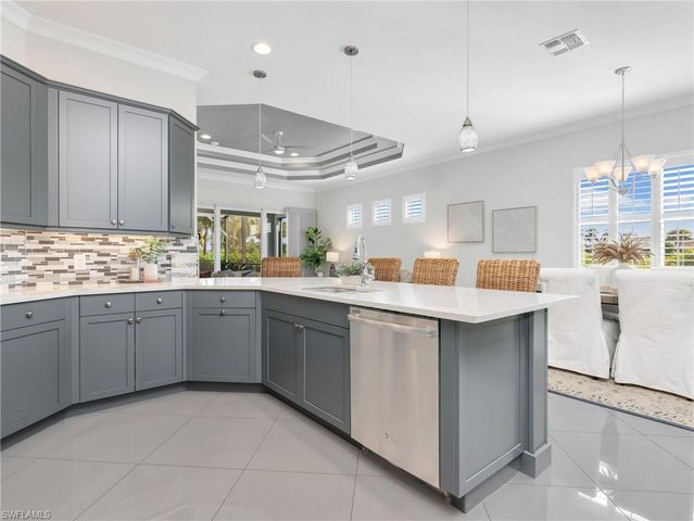 6805 Bequia WAY, Naples, FL 34113