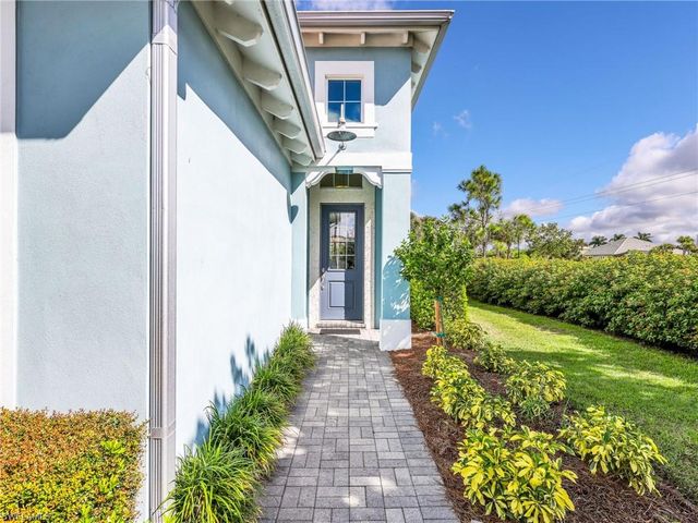 6805 Bequia WAY, Naples, FL 34113