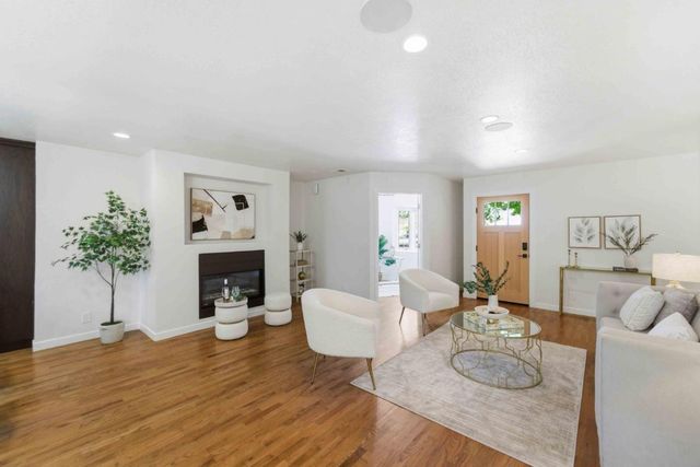 313 N Milton Avenue, Campbell, CA 95008