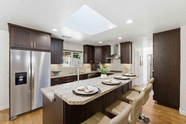 313 N Milton Avenue, Campbell, CA 95008