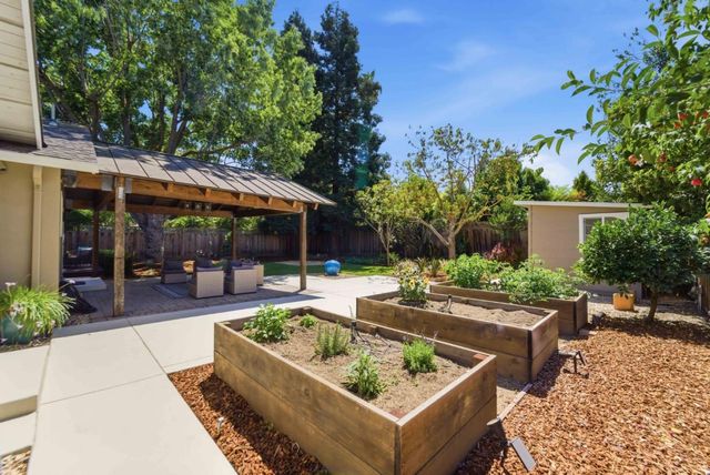313 N Milton Avenue, Campbell, CA 95008