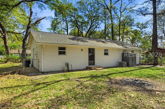 53 S Logan St, Ridgeland, SC 29936