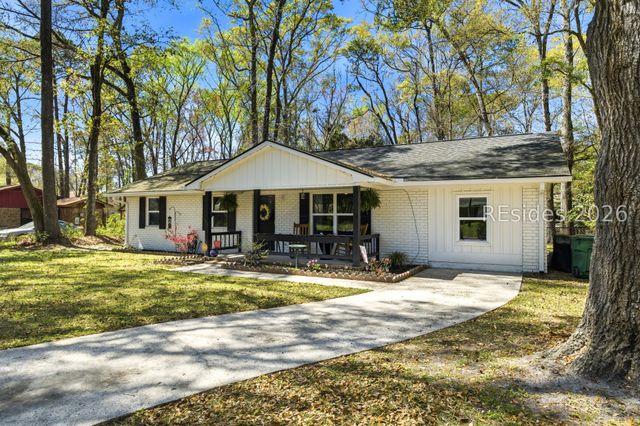 53 S Logan St, Ridgeland, SC 29936
