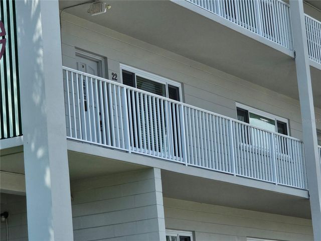 2070 WORLD PARKWAY BOULEVARD 22, Clearwater, FL 33763