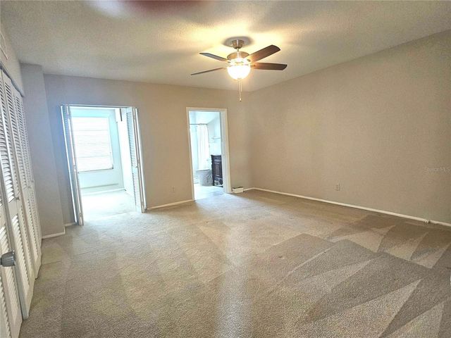 2070 WORLD PARKWAY BOULEVARD 22, Clearwater, FL 33763