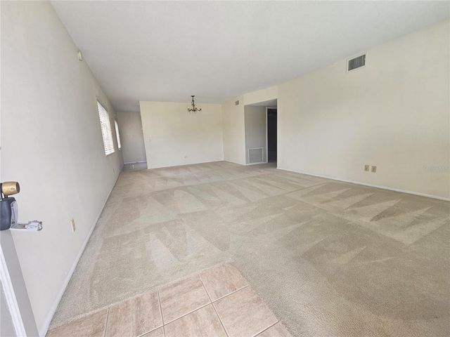 2070 WORLD PARKWAY BOULEVARD 22, Clearwater, FL 33763