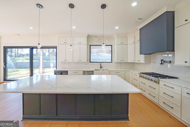 156 Rocky Ridge Way, Auburn, GA 30011