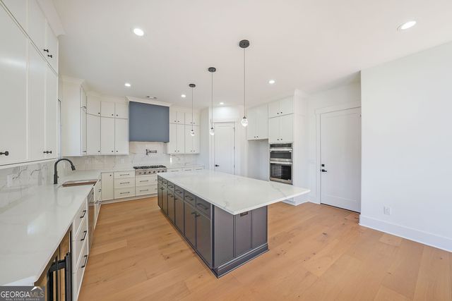 156 Rocky Ridge Way, Auburn, GA 30011