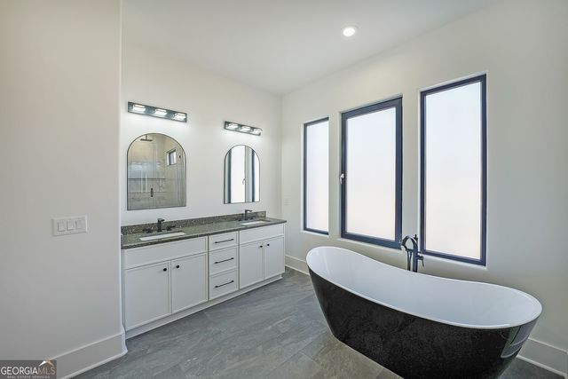 156 Rocky Ridge Way, Auburn, GA 30011