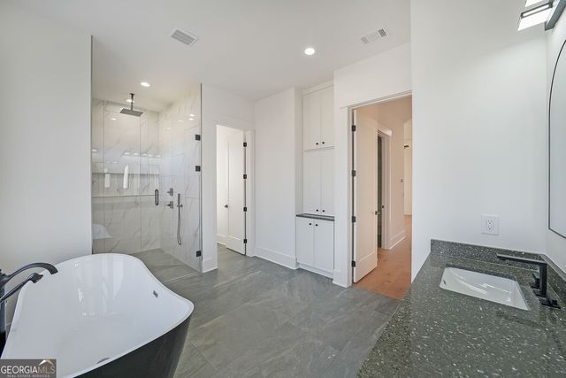 156 Rocky Ridge Way, Auburn, GA 30011