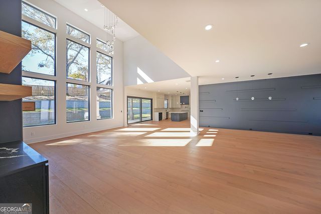 156 Rocky Ridge Way, Auburn, GA 30011