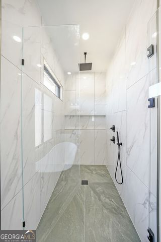 156 Rocky Ridge Way, Auburn, GA 30011