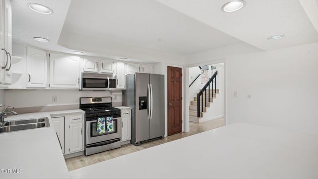 8 Red Fern Circle, Johnson City, TN 37604