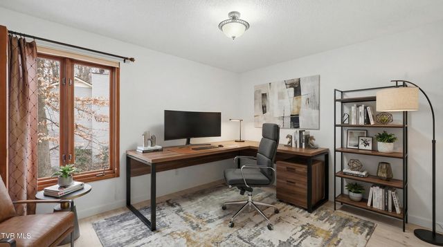 8 Red Fern Circle, Johnson City, TN 37604