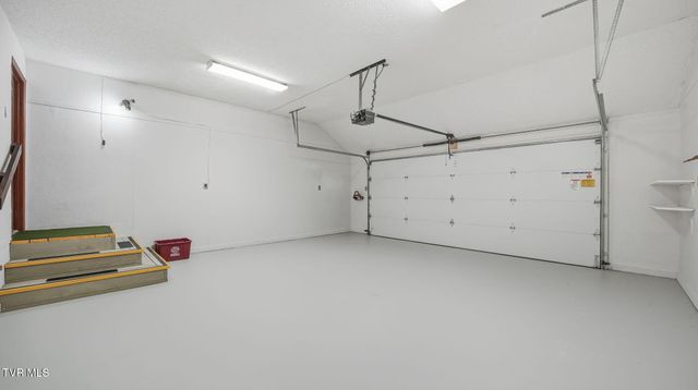 8 Red Fern Circle, Johnson City, TN 37604