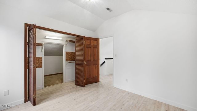 8 Red Fern Circle, Johnson City, TN 37604