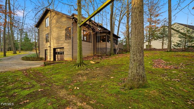 8 Red Fern Circle, Johnson City, TN 37604