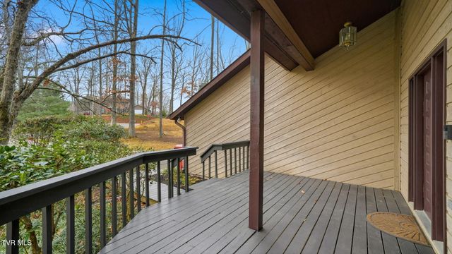 8 Red Fern Circle, Johnson City, TN 37604