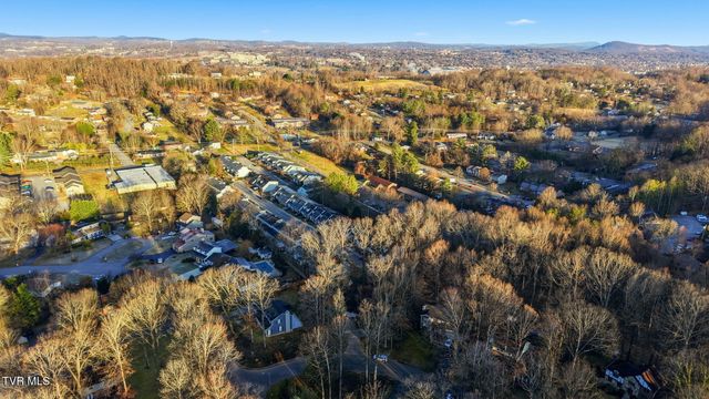 8 Red Fern Circle, Johnson City, TN 37604