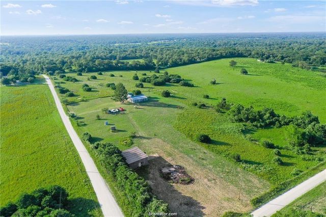 9776 Calhoun Road, Bryan, TX 77808