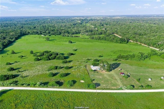 9776 Calhoun Road, Bryan, TX 77808