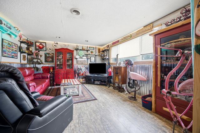 3513 41st Avenue S, Fargo, ND 58104