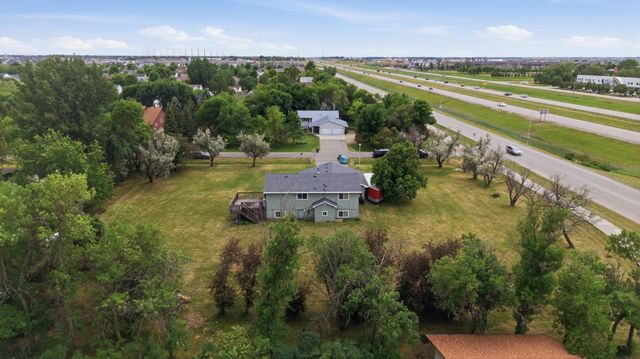 3513 41st Avenue S, Fargo, ND 58104
