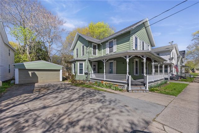 17 Spencer Street, Lyons, NY 14489