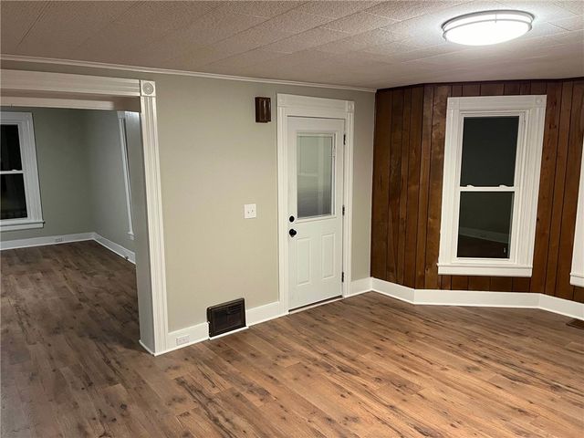 17 Spencer Street, Lyons, NY 14489