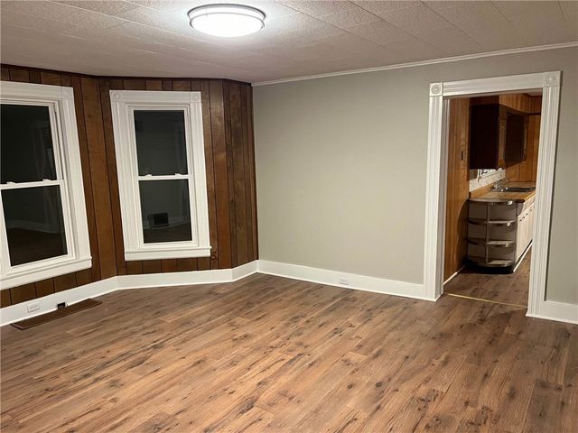 17 Spencer Street, Lyons, NY 14489