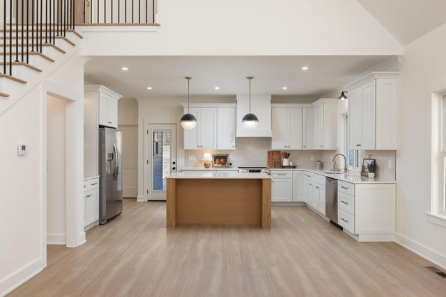 758 Van Davis Road NW, Georgetown, TN 37336